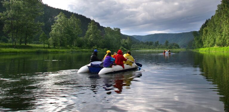 что это такое кратко, уровни сложности, места в России для сплавов по рекам — Tripster.ru